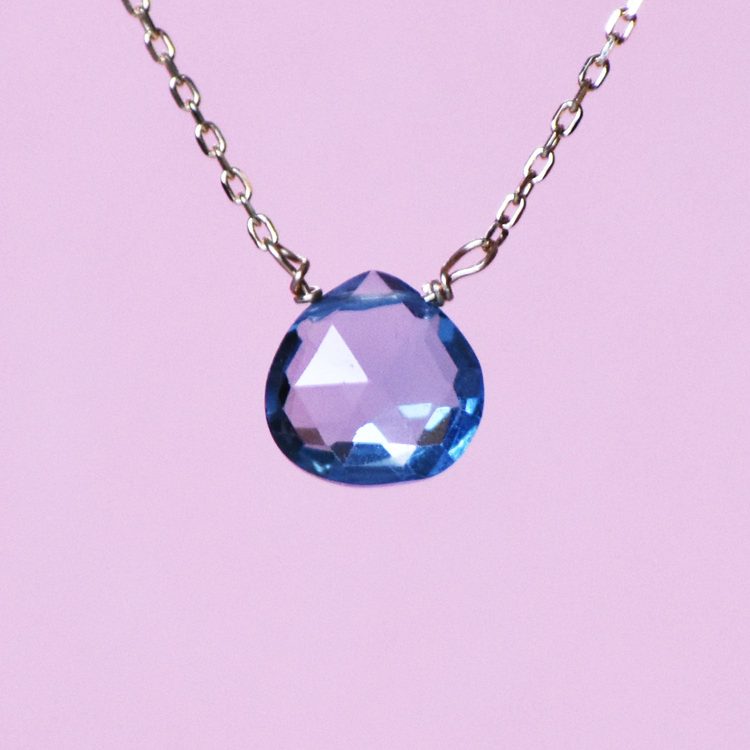 K10 ロンドンブルートパーズネックレス　【11月の誕生石】　K10 London Blue Topaz Necklace