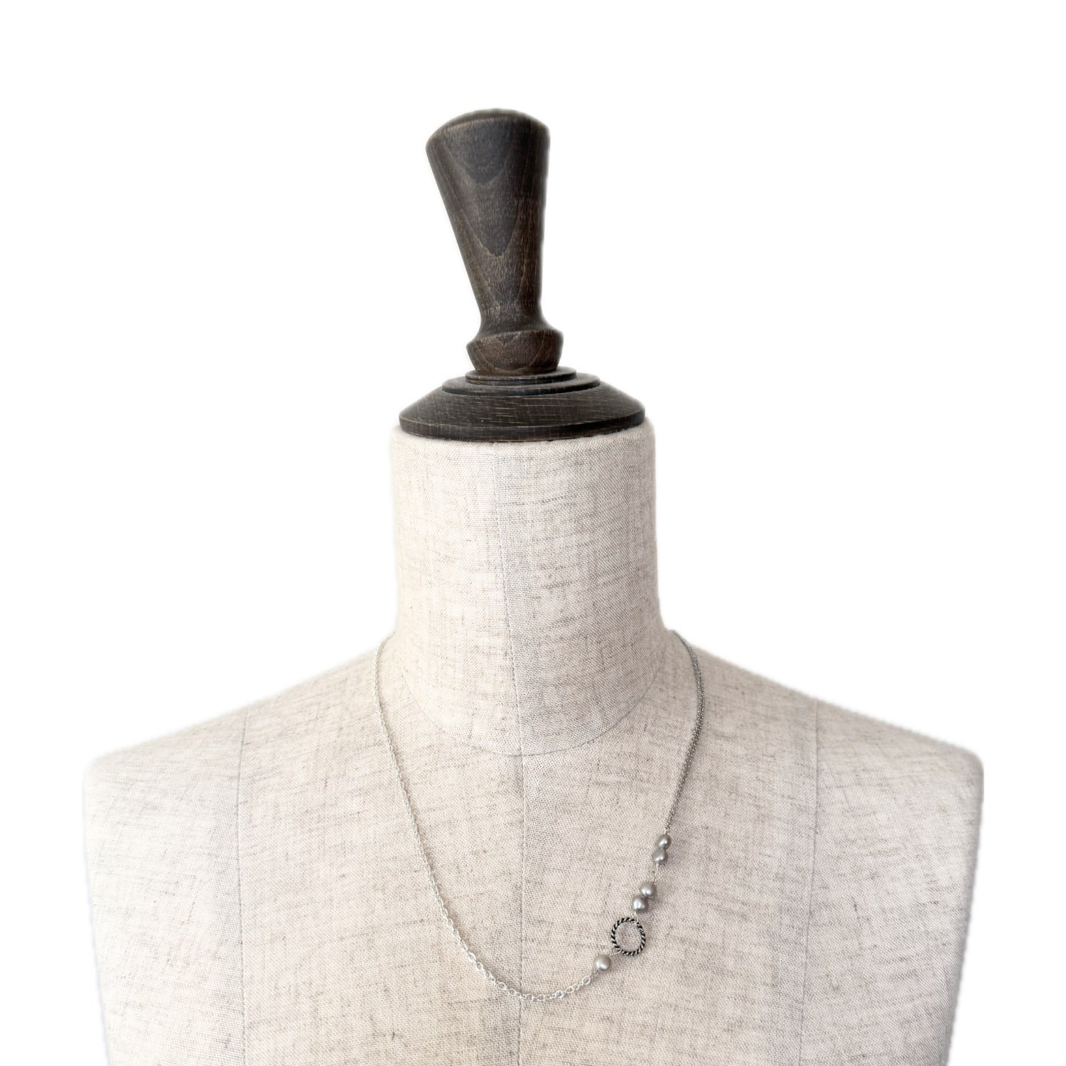 Collier en argent avec perles d'eau douce
