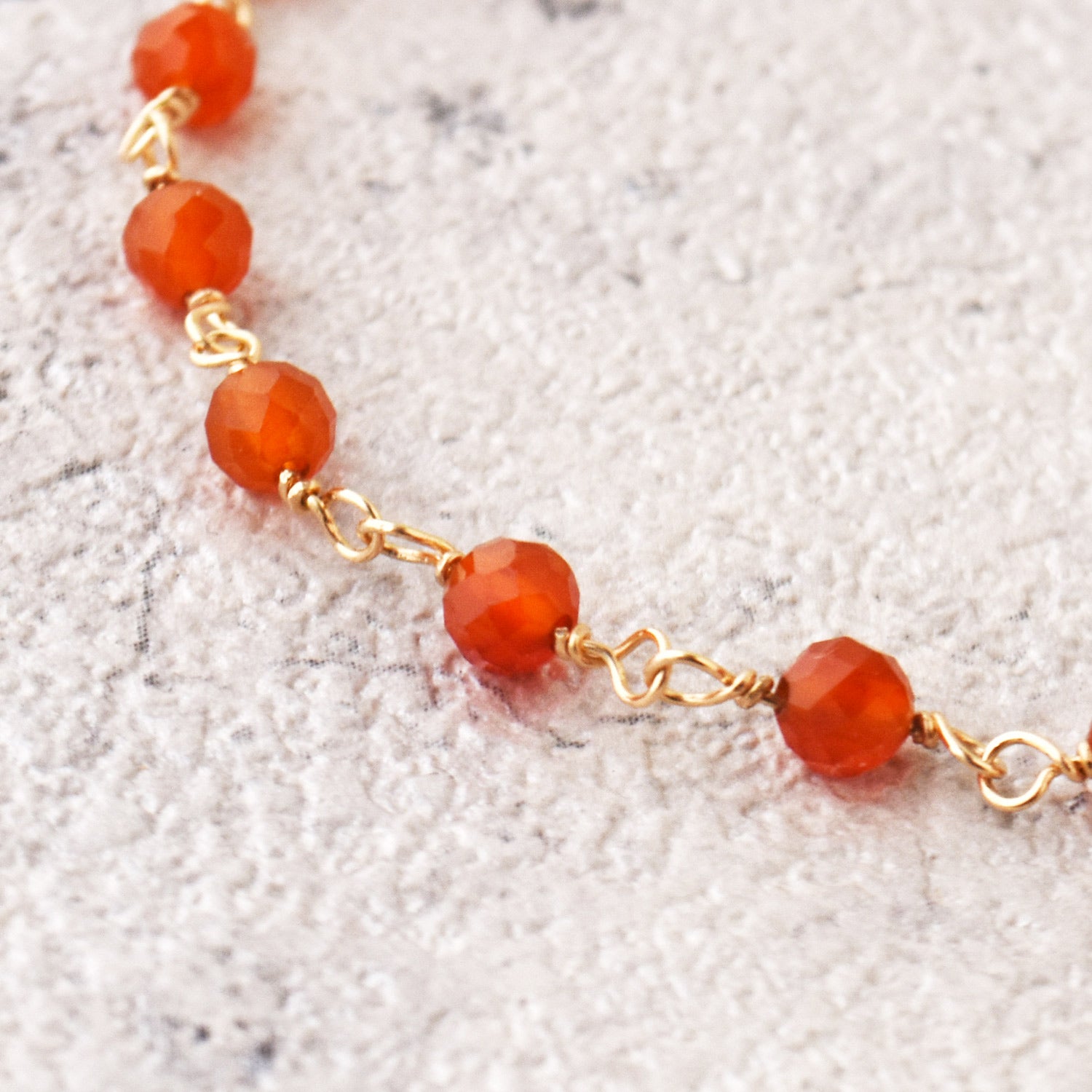 カーネリアンブレスレット【７月の誕生石】