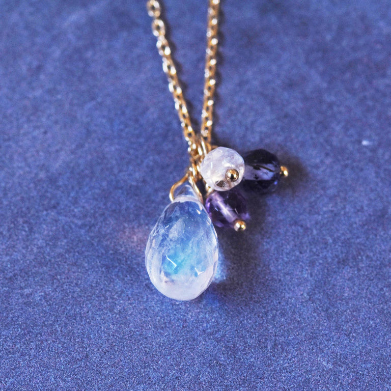K18レインボームーンストーンドロップネックレス【6月の誕生石】