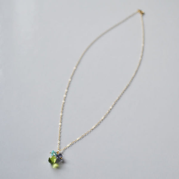 ペリドットドロップネックレス【8月の誕生石】Peridot Drop Necklace