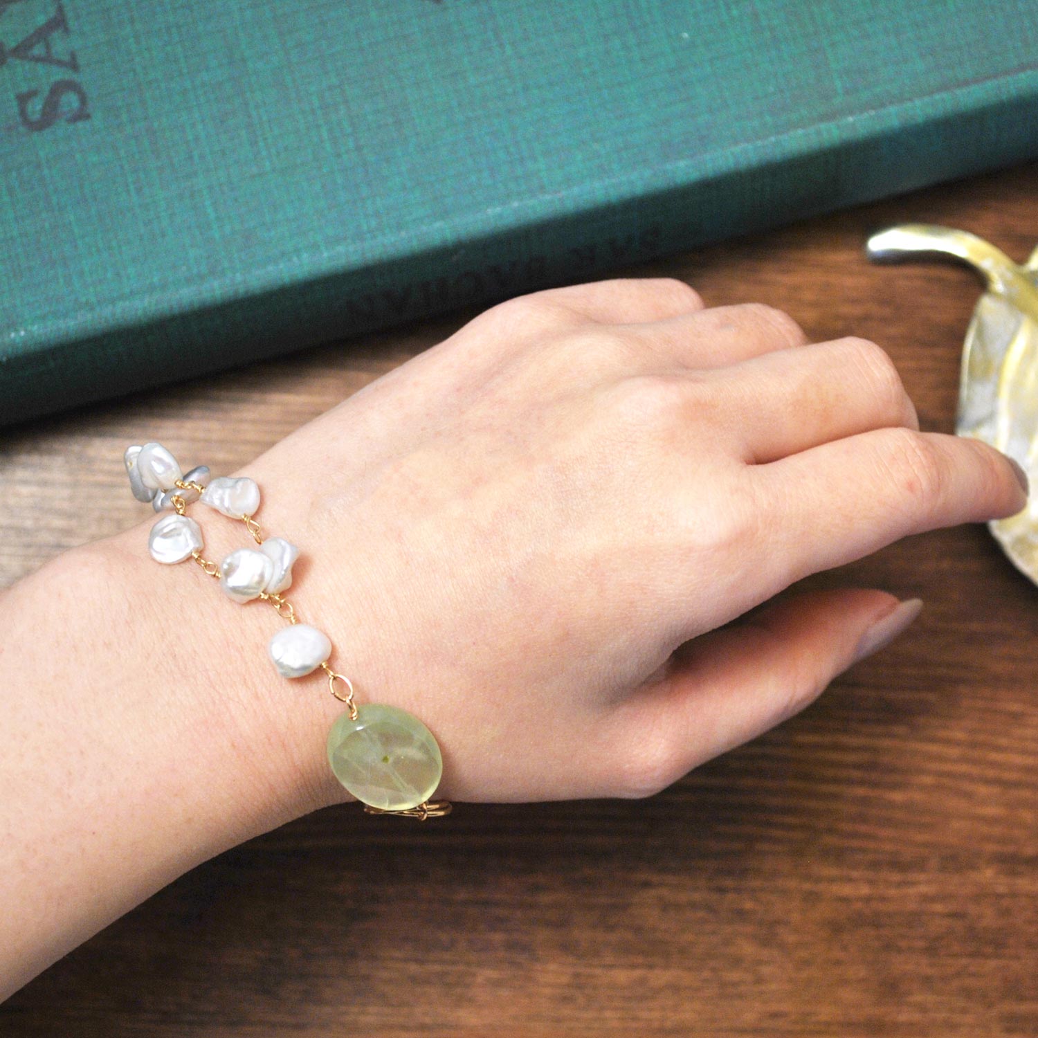 プレナイトブレスレット　Prehnite Bracelet