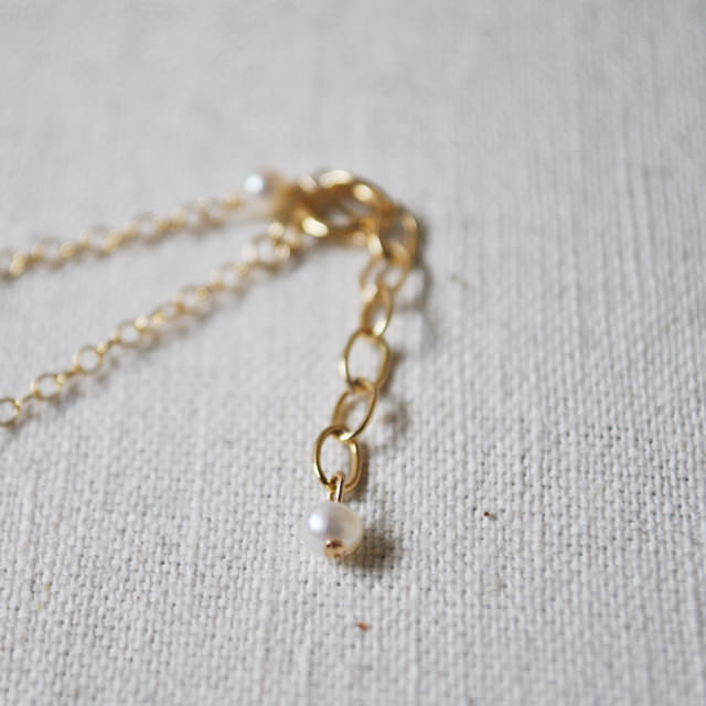 アシメトリー淡水パールネックレス【6月の誕生石】　Asymmetry Freshwater Pearl Necklace