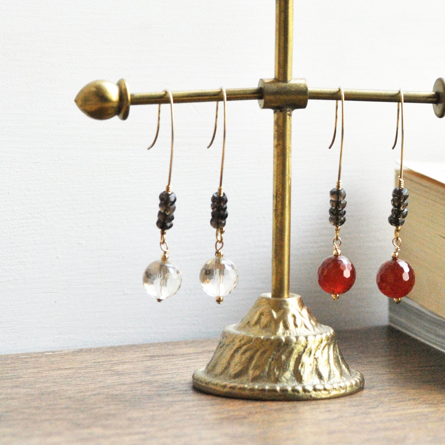 シャンパンクォーツ × スモーキークォーツピアス　Champagne Quartz × Smoky Quartz Earrings