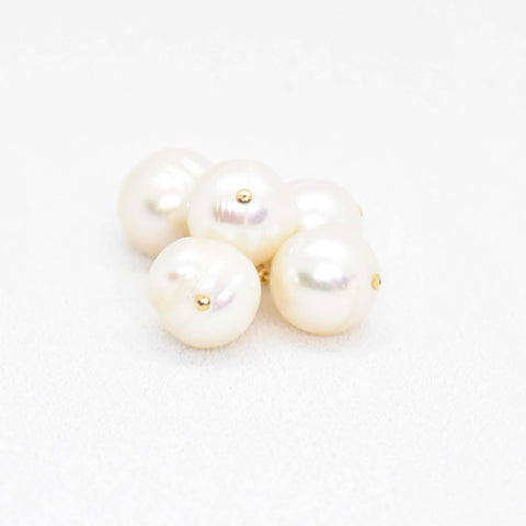 淡水パールアシンメトリーピアス　Freshwater Pearl Asymmetry Earrings