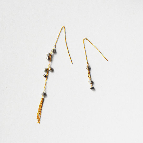 淡水パールとアイオライトのアシンメトリーピアス【6月の誕生石】　Fresh Water Pearl × Iolite Asymmetry Earrings